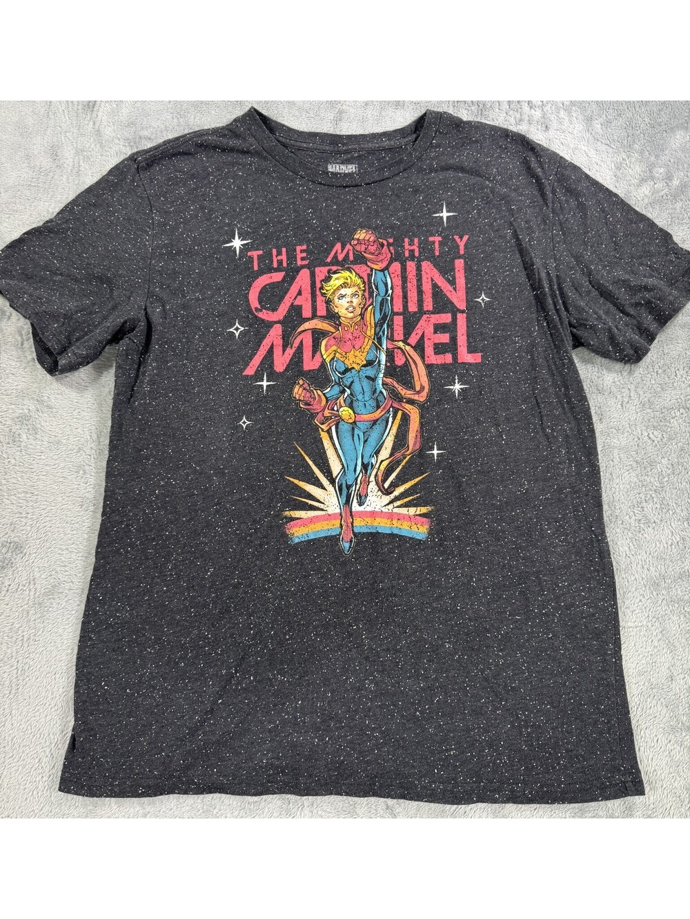 Mad Engine The Mighty Captain Marvel Graphic T-Shirt Black Star Field Tee Size L